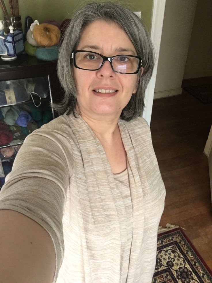 <em>Silvia Hernandez - Compradora De La Florida</em>